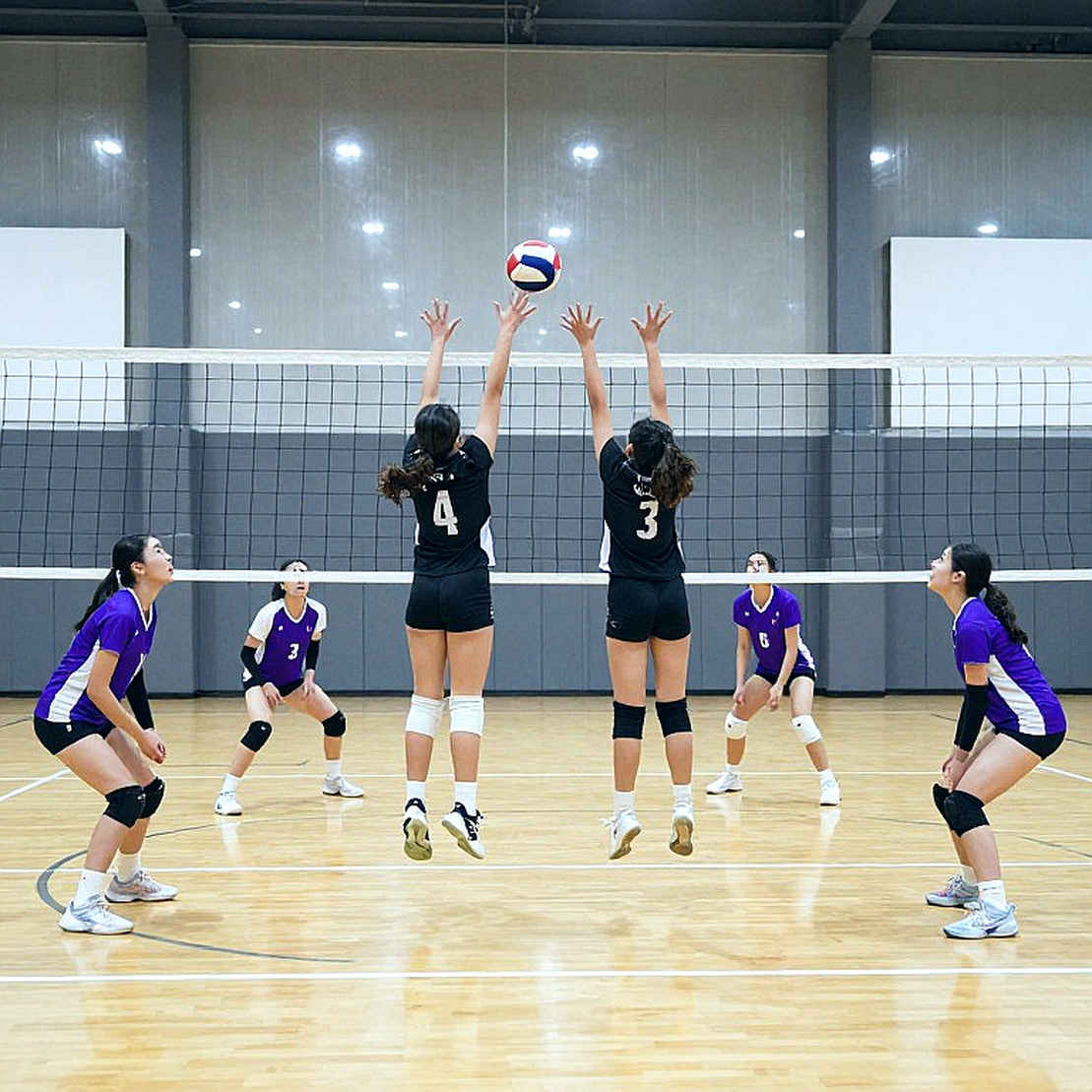 Brazil ngự trị Nam Mỹ và giành vé Olympic: Ngai vàng châu lục và khoảng lặng không đo được