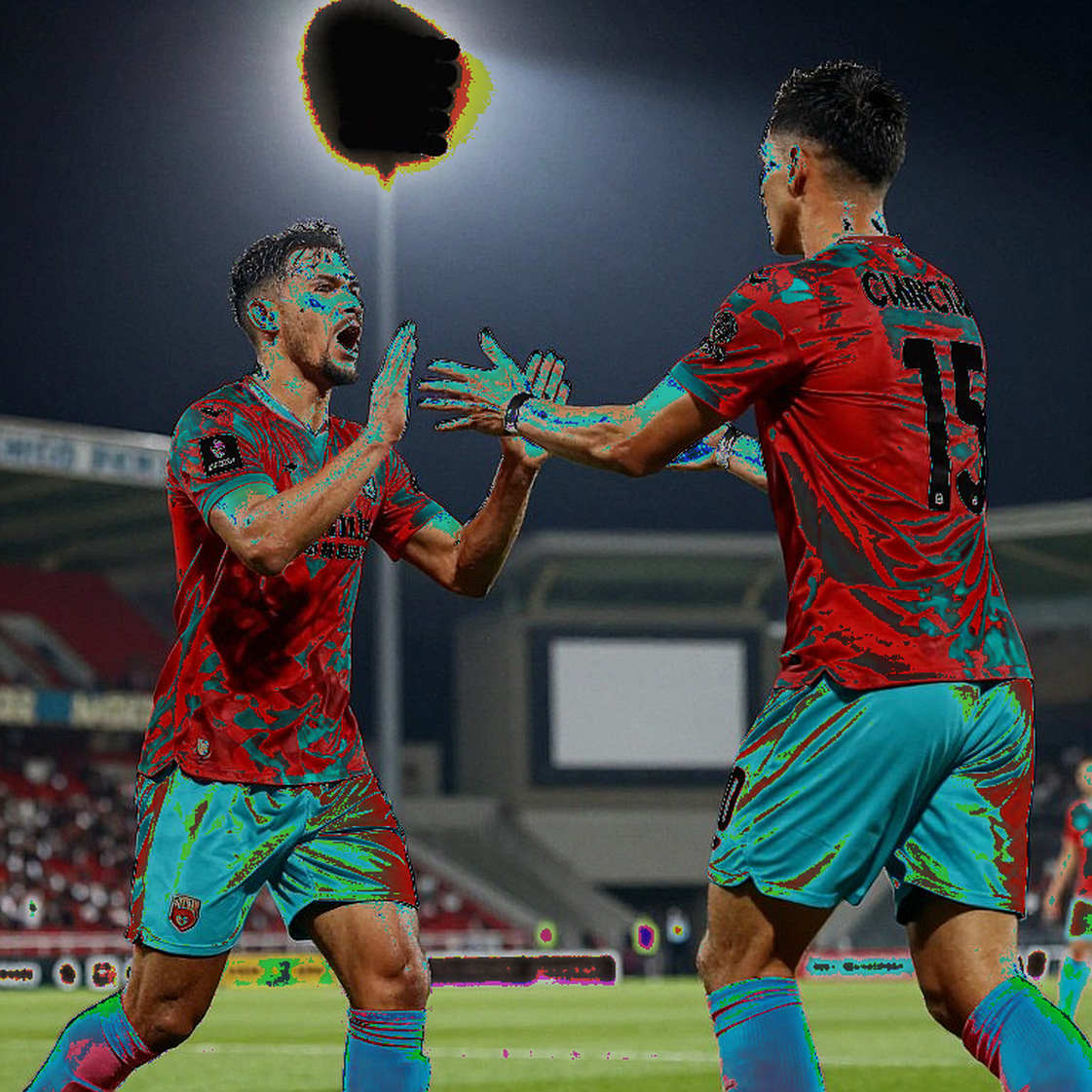 VAR và nghề cầm còi ở V.League: Khi công nghệ buộc bóng đá Việt Nam phải minh bạch
